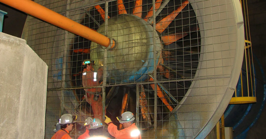 VENTILATION SYSTEMS IN MINES AND UNDERGROUND MINE GALLERIES